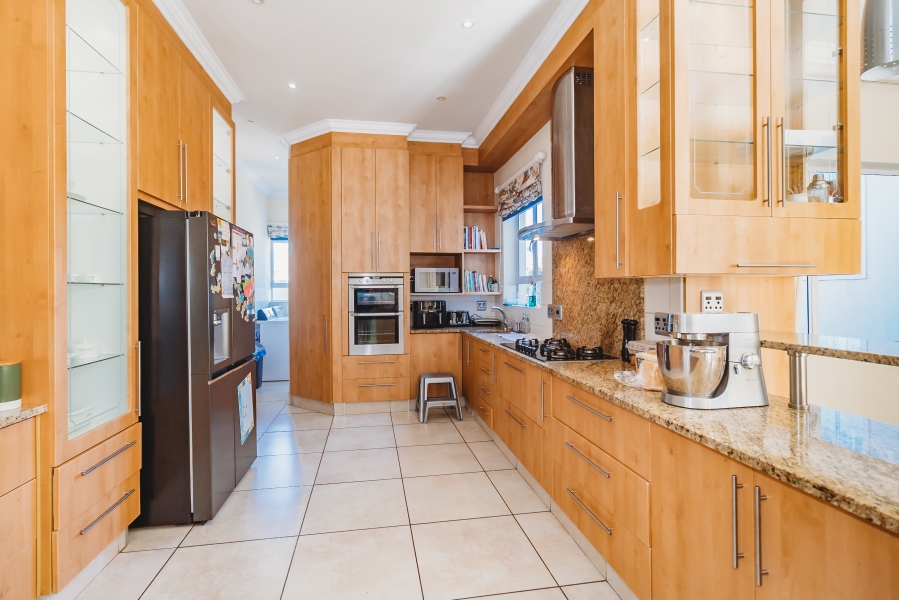 4 Bedroom Property for Sale in King George Park Western Cape